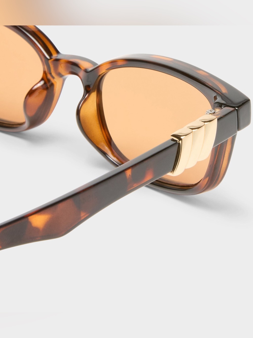 Confidential Librarian Sunglasses - Dark Tort - Picture 3 of 5